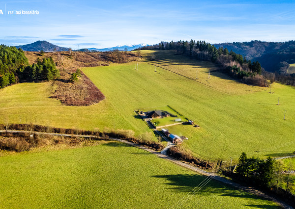 Slnečný pozemok  Dolný Kubín - Kňažia