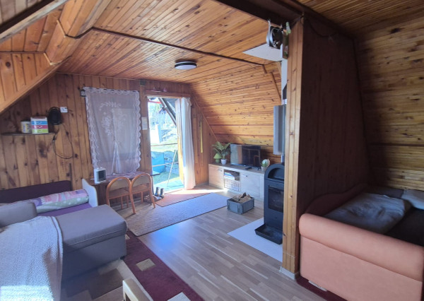FINREA│Záhradná chatka Bystrička - Hrby, okr. Martin