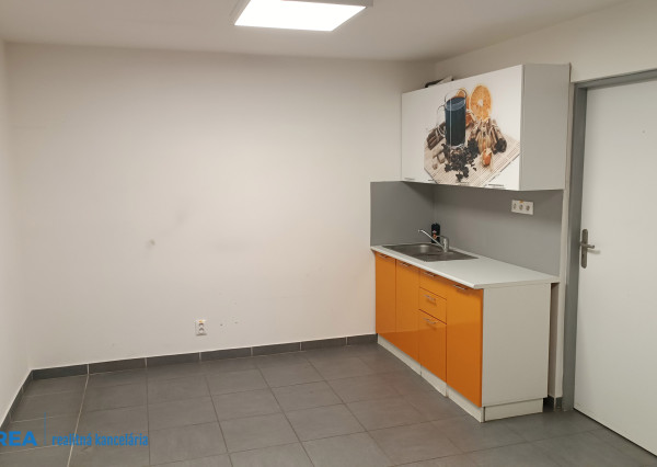 Skladové a výrobné priestory Oravský Podzámok - Široká