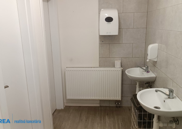 Skladové a výrobné priestory Oravský Podzámok - Široká