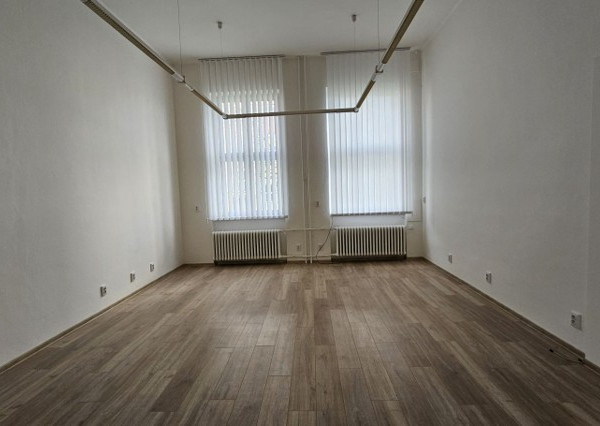 FINREA│ PRENÁJOM KANCELÁRSKYCH PRIESTOROV V CENTRE MESTA – THURZOVA ULICA, MARTIN
